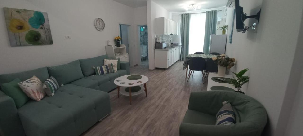 Green Leaf, 2 Camere, Mamaia Nord นาโวดาริ ภายนอก รูปภาพ