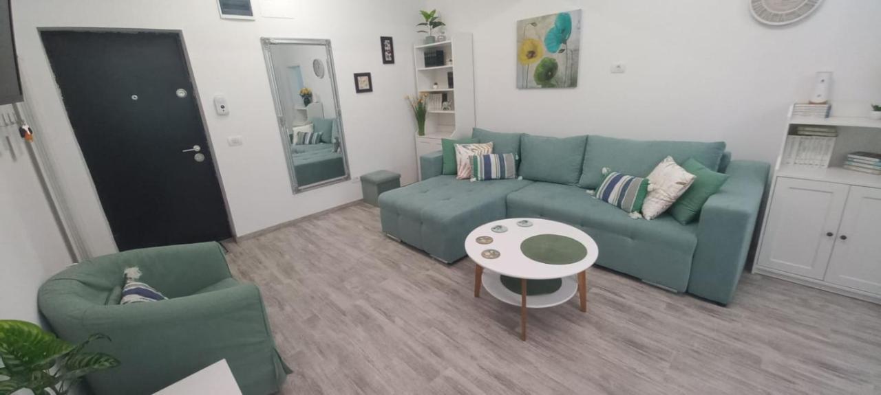 Green Leaf, 2 Camere, Mamaia Nord นาโวดาริ ภายนอก รูปภาพ