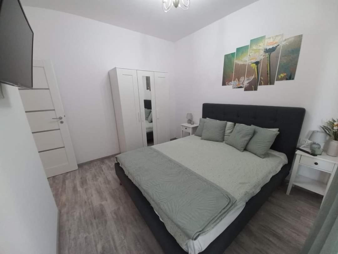 Green Leaf, 2 Camere, Mamaia Nord นาโวดาริ ภายนอก รูปภาพ